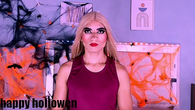 Emily Castillo 1 online show from October 9, 2025, 4:57 am