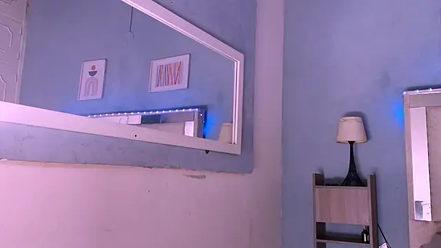 Emily Castillo 1 online show from October 4, 2025, 3:52 am