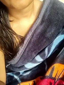 Miss Love25 online show from November 20, 2025, 9:21 am