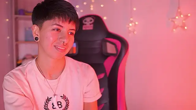 tommy blue online show from February 28, 2026, 3:06 am