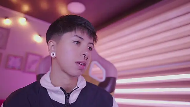 tommy blue online show from February 23, 2026, 12:50 pm