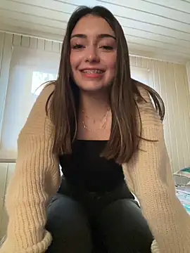 floooohv online show from November 15, 2025, 10:47 pm