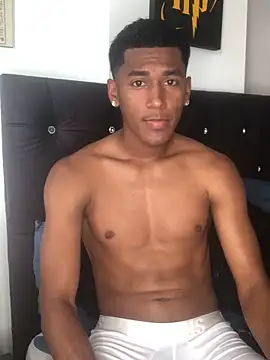 LexiAndDeker online show from November 12, 2025, 5:50 pm