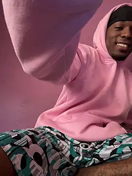 Snapshot of BossPlaya98 chatting on February 28, 2026, 6:18 pm BossPlaya98 online show from February 28, 2026, 6:18 pm