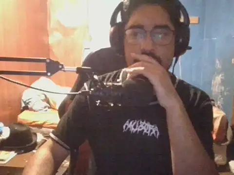 Snapshot of genganrr chatting on March 2, 2025, 7:41 pm genganrr online show from March 2, 2025, 7:41 pm