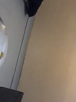 Donnydon79 online show from March 4, 2025, 8:27 pm