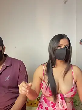 Snapshot of etihotyy chatting on October 17, 2025, 7:33 am etihotyy online show from October 17, 2025, 7:33 am