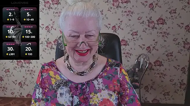 Maya Mayflower online show from April 28, 2026, 3:11 am