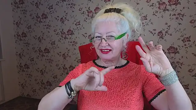 Maya Mayflower online show from December 5, 2025, 4:11 am