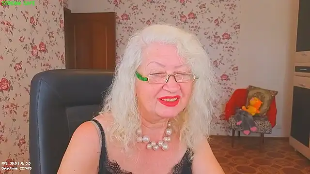 Maya Mayflower online show from June 25, 2026, 5:12 am