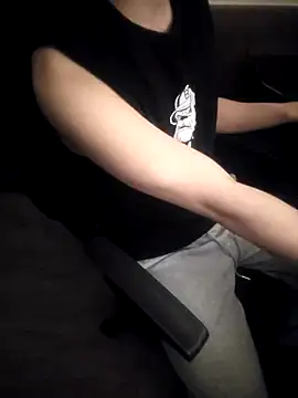 dumdurum online show from March 4, 2025, 5:03 pm