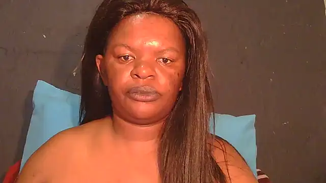 Snapshot of ebony_rose11 chatting on May 9, 2026, 2:53 pm ebony rose11 online show from May 9, 2026, 2:53 pm