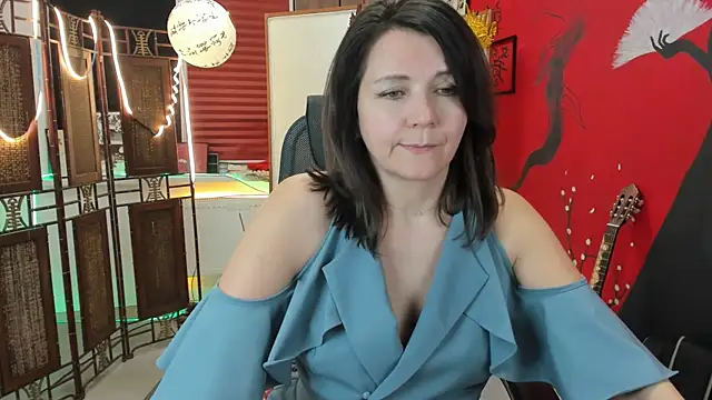 NicoleHitman online show from March 14, 2025, 11:34 am