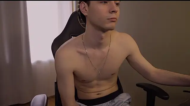 Snapshot of hot__hunterr chatting on March 19, 2025, 8:12 am hot hunterr online show from March 19, 2025, 8:12 am