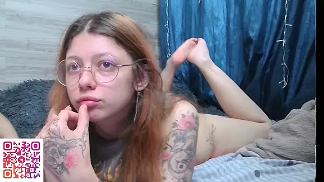 Snapshot of MySweetGirls chatting on July 5, 2026, 8:10 am MySweetGirls online show from July 5, 2026, 8:10 am