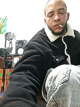 Snapshot of Yerayyaya chatting on November 29, 2025, 2:12 am Yerayyaya online show from November 29, 2025, 2:12 am