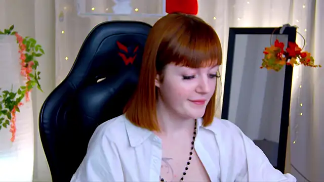 Ashley Nicks online show from November 1, 2025, 2:07 am