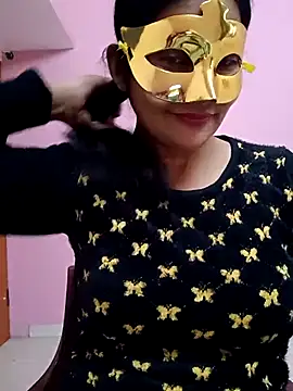 Ronak kaur online show from November 19, 2025, 5:40 am