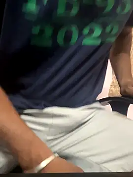 Snapshot of RightFielder chatting on September 9, 2025, 4:49 pm RightFielder online show from September 9, 2025, 4:49 pm