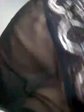 Snapshot of Sandra42 chatting on November 16, 2025, 11:41 pm Sandra42 online show from November 16, 2025, 11:41 pm