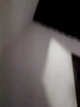 Snapshot of Sandra42 chatting on January 6, 2026, 11:42 pm Sandra42 online show from January 6, 2026, 11:42 pm