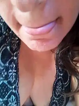 Sandra42 online show from June 3, 2026, 1:34 pm