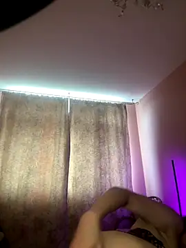 Mary Kiitty online show from October 4, 2025, 10:17 am