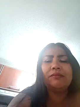 Ariana Rodriguez online show from March 11, 2026, 12:43 pm