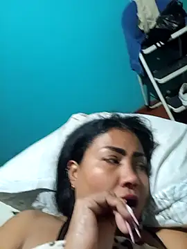 Ariana Rodriguez online show from November 21, 2025, 3:16 am