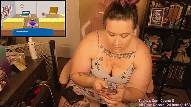 Snapshot of VioletNova chatting on March 23, 2026, 2:06 pm VioletNova online show from March 23, 2026, 2:06 pm