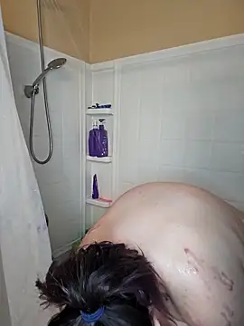 VioletNova online show from March 10, 2025, 10:55 pm