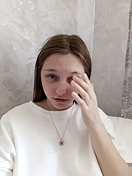 Bonechka online show from October 2, 2025, 8:29 am