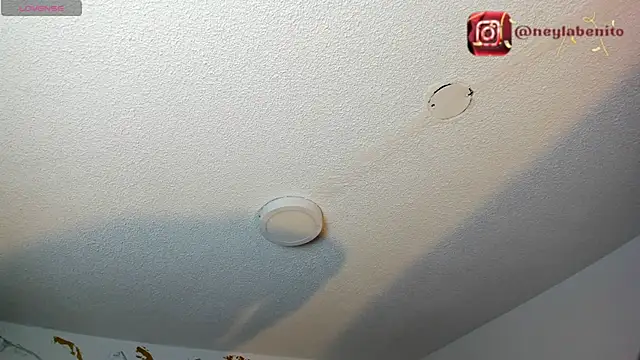 Cristal Velle online show from July 27, 2026, 1:18 pm