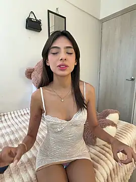 ZaraLuuv online show from March 3, 2026, 6:37 pm