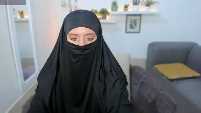 Snapshot of salma_arabicc chatting on March 4, 2026, 4:09 am salma arabicc online show from March 4, 2026, 4:09 am