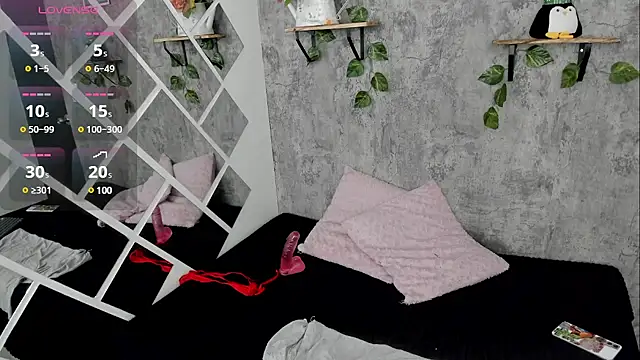 Devil AliceXo online show from March 21, 2025, 9:01 pm