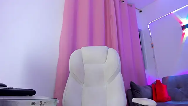 gaaby foxx online show from September 26, 2025, 1:51 pm