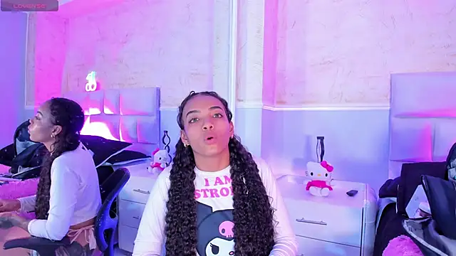 SarahLynn7 online show from March 19, 2025, 8:54 pm