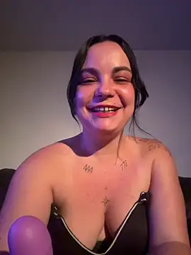 Snapshot of Biana_Fernan chatting on June 9, 2026, 10:00 pm Biana Fernan online show from June 9, 2026, 10:00 pm