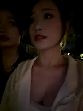 TOP yoyo online show from November 26, 2025, 2:17 pm