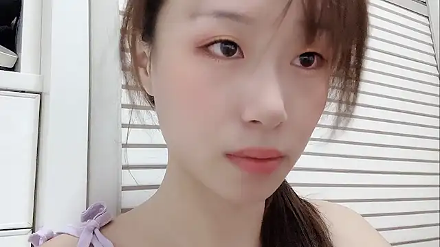 TOP yoyo online show from September 11, 2025, 4:07 pm