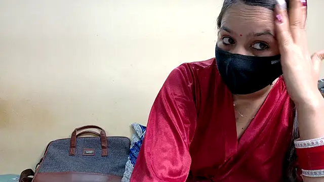 Aarohie  online show from March 22, 2025, 4:04 pm