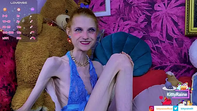 KittyRaine online show from June 11, 2026, 12:46 pm