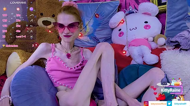 KittyRaine online show from June 22, 2026, 12:57 pm