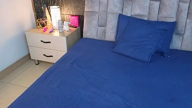 Snapshot of nicelle_carson_ chatting on November 10, 2025, 12:10 pm nicelle carson online show from November 10, 2025, 12:10 pm