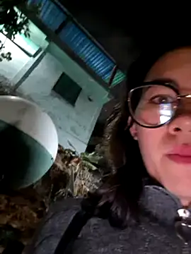 EmmAndRouse online show from March 13, 2025, 1:10 am