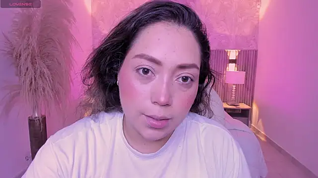 Snapshot of heidy_johns chatting on February 27, 2026, 7:35 pm heidy johns online show from February 27, 2026, 7:35 pm