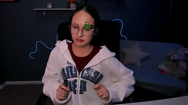 mona cloud online show from March 7, 2025, 12:34 pm