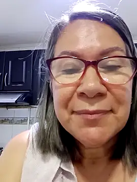 victoria wayne online show from October 29, 2025, 10:03 am