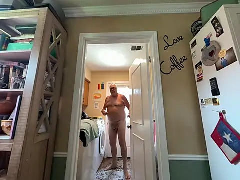 superbearboss online show from June 24, 2026, 5:33 pm